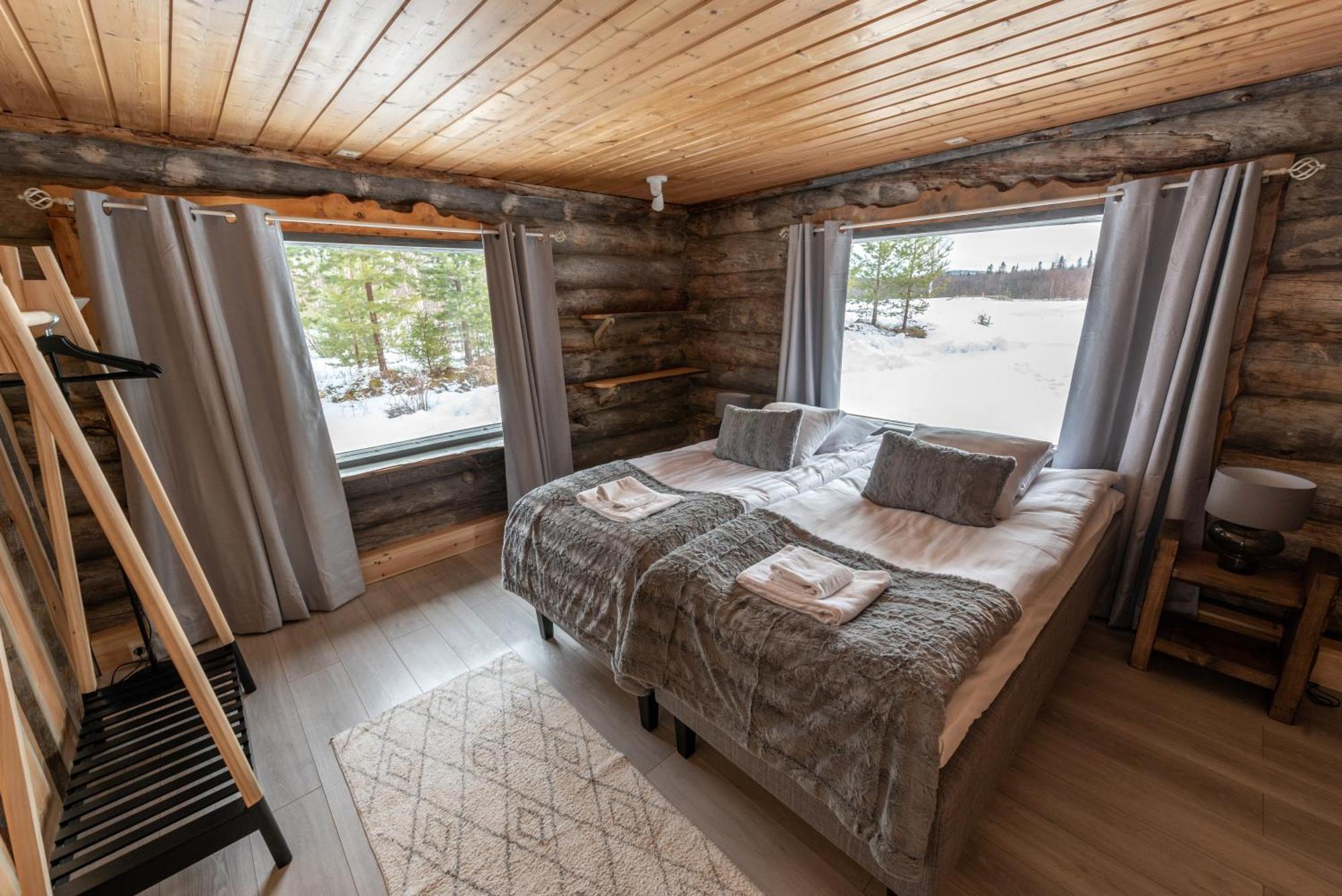 Arctic River Resort Ivalo Esterno foto